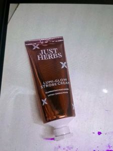 Just Herbs Lumi-Glow Cream