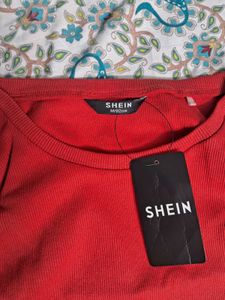 🍒New w/ Tag Red Shein Top🍒