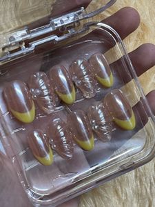 Press-On Nail Set Hand Made