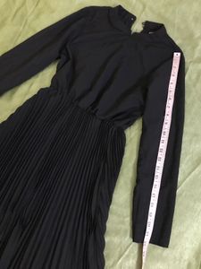 Black Pleated Dress Bust 32-34