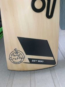 Kookaburra 8 Grains Bat With Cover