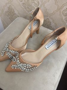 Elegant Heels with Rhinestones