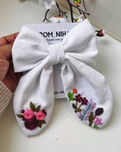 Floral Embroidered Headband