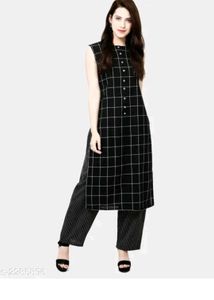 Sleeveless Kurta Set