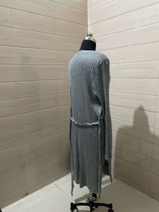 Pintresty new with tag 🏷️ Elegant Knit Button-Dow