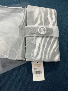 Authentic Michael Kors Greenwich Wallet