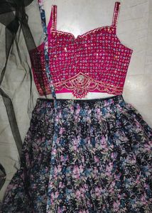 Last price for Lehenga Contrast 😍🔥❤️ fashionable