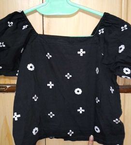 Black Shirt style crop top