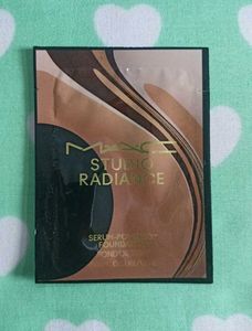 M.A.C Studio Radiance Serum-Powered Foundation