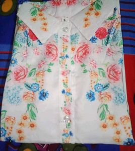 🤍 Floral Print Button-Down Shirt✨