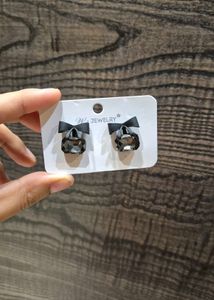 Black Small Bow Earrings
