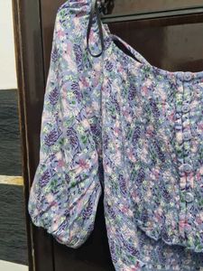 NUON Floral Smocked Crop Top XL