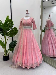 🆕️🆕️Heavy Boutique Lehenga Choli