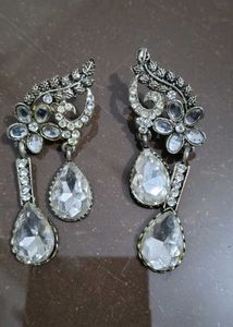 Set of 2 Crystal Earings