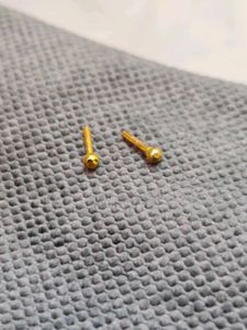 Gold Nose Pin And Earrings Two Pairs