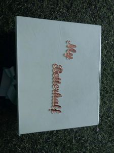 Gift Box For AQSA