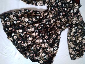99 Buy 2 get 1 free floral top