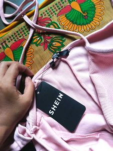 Shein Cute Tie-しp Halter Neck Full Sleeve Ribbed