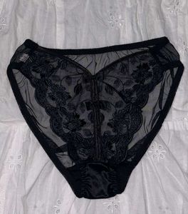 Vintage Black Lace Panties