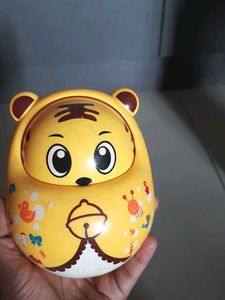 Chank Head Noddling Roly Poly Toy