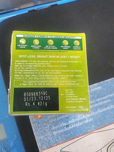 Garnier Vitamin C Serum Cream