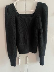 Sale✨Pinterest Black Top ✨🧸