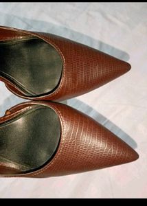 Mango Heels