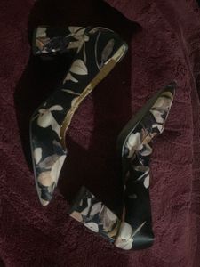 Black Floral Block Heel