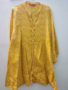Stylish Yellow Printed Tunic
