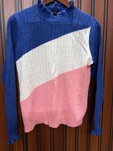 Ruffled Neck Long Sleeve pullover Top