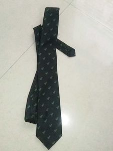 Nevi Blue Patterned Necktie