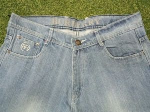 Baggy Bootcut Jeans....