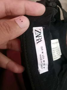ZARA BLACK CAP (M)