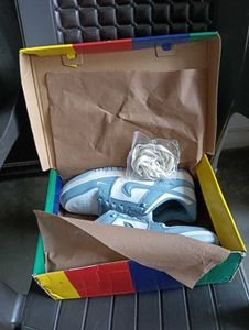 8 number sneaker best quality for men