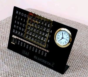 Life Time Calendar with Month N Clock