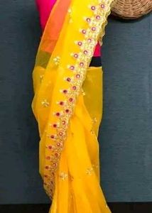 Catalog Name:*Alisha Super Net Sarees*Saree Fabric