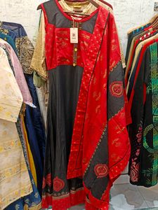 DESIGNER COTTON SLEEVELESS GOWN WITH DUPATTA