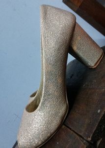 Beautiful Golden Open Toed Heels