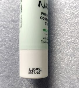 Purifying Blemish Corrector Stick