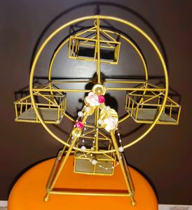 Golden Metal Giant Wheel