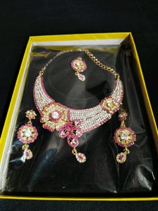 Pink Stone Necklace &amp; Earring