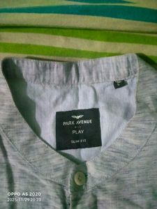 Park Avenue Men&#39;s Casual Shirt