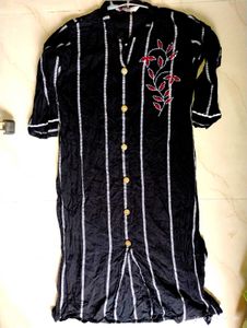 Black Stylish Stripped Kurti