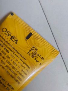 Oshea Herbal Ubtan Face Mask With Scrub Free