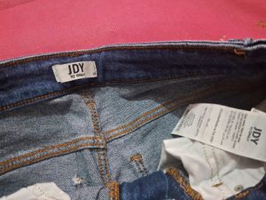 kareena kapoor style bootcut jeans