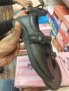 G&amp;D SCHOOL SHOE FOR GIRLS