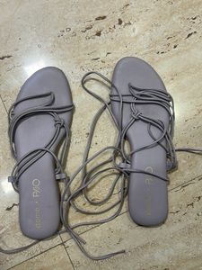 demi.P/O Lace-Up Sandals