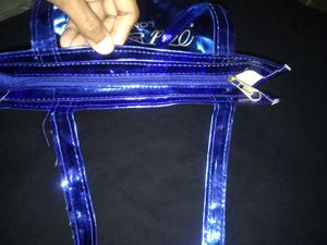 Ladies hand bag