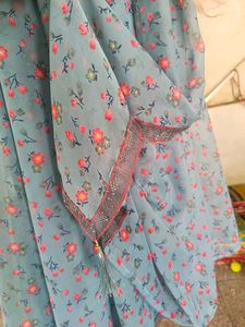 New Saree With Blouse