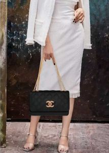 Sale-Chanel Slingbag